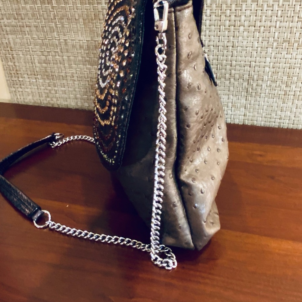 🌟HP🌟EUC Blue Elegance Studded Chrystal Taupe Faux Ostrich Shoulder Bag - Picture 9 of 16